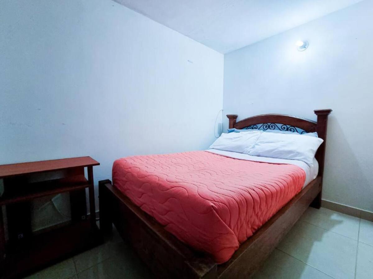 Hostal - Dona Elva A 15 Min Del Aeropuerto Rionegro Exteriér fotografie